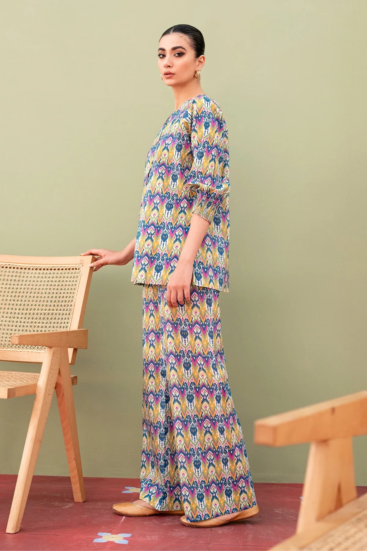 Sahar Digital Printed Lawn 2 piece Shirt & Trouser - SSL-V3-18