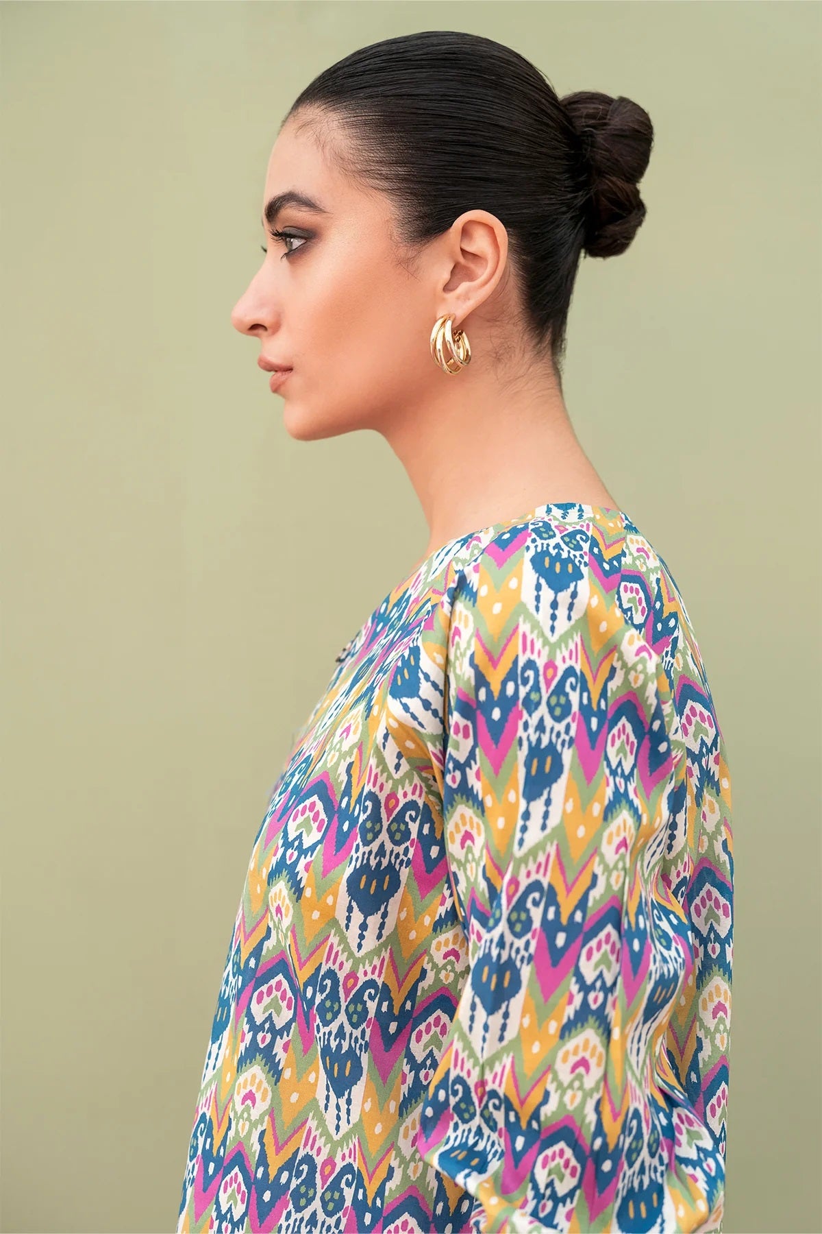 Sahar Digital Printed Lawn 2 piece Shirt & Trouser - SSL-V3-18