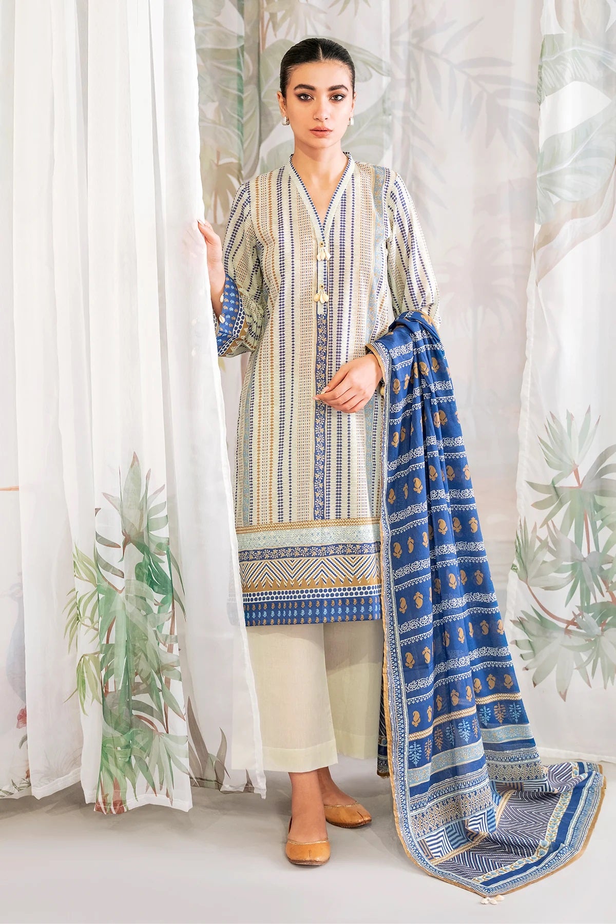 Sahar Digital Printed Lawn 3 piece Unstitched Suit - SSL-V3-23-01