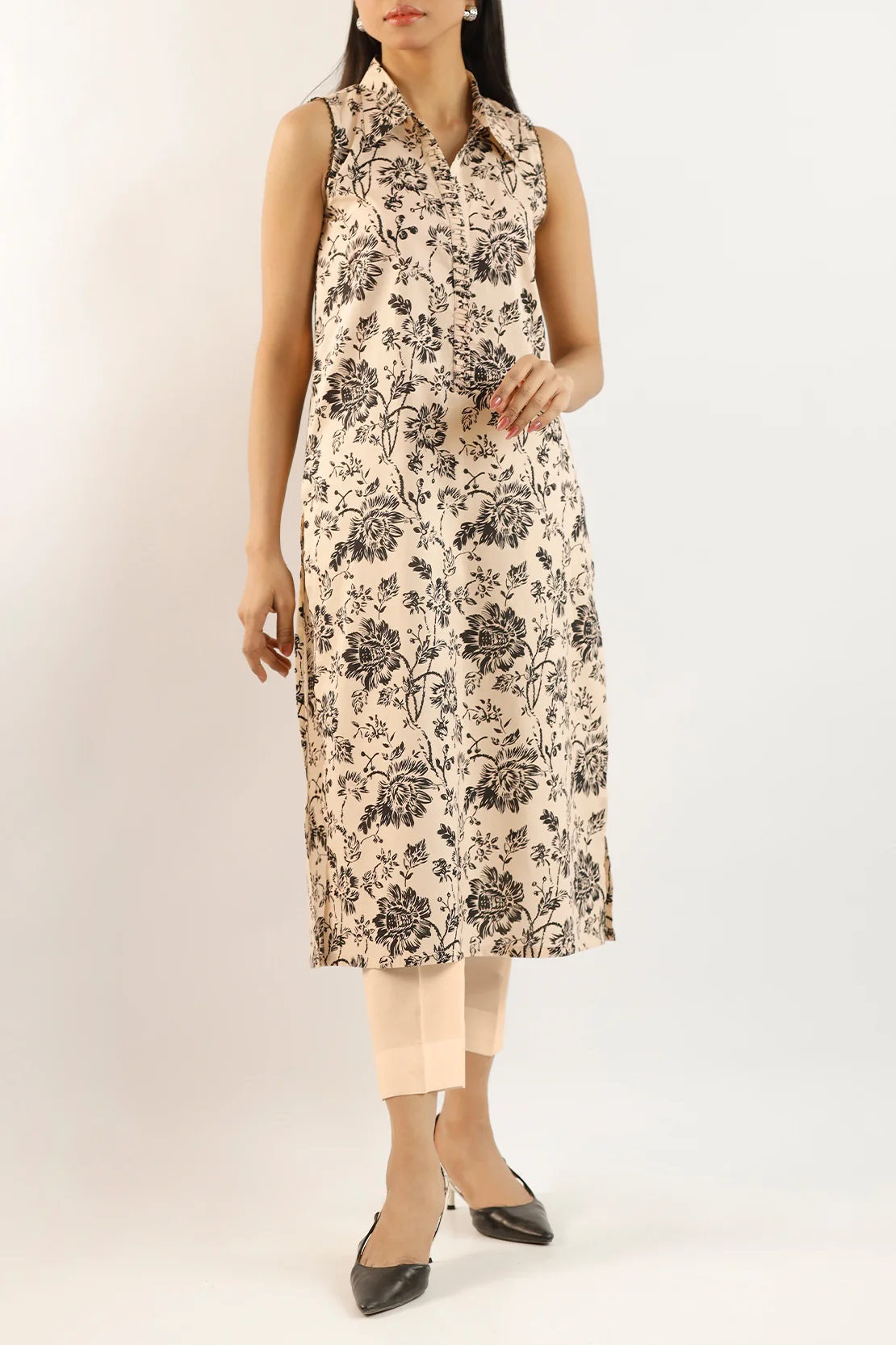 Saya Digital Printed Lawn 3 piece Unstitched Dress - U01-25033-02A