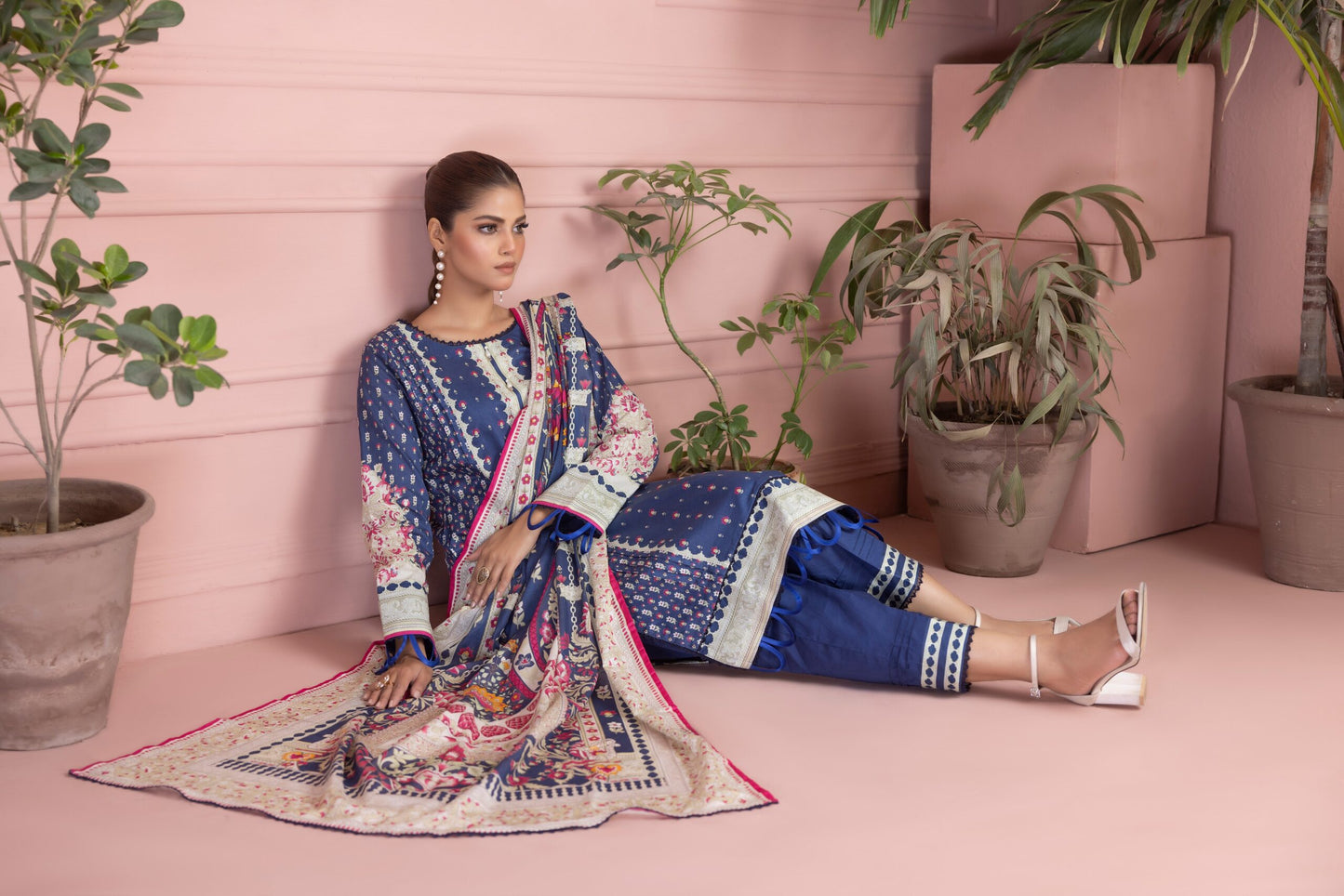 Salina By Regalia Textiles Printed Lawn Suits Unstitched 3 Piece SPL1123-02