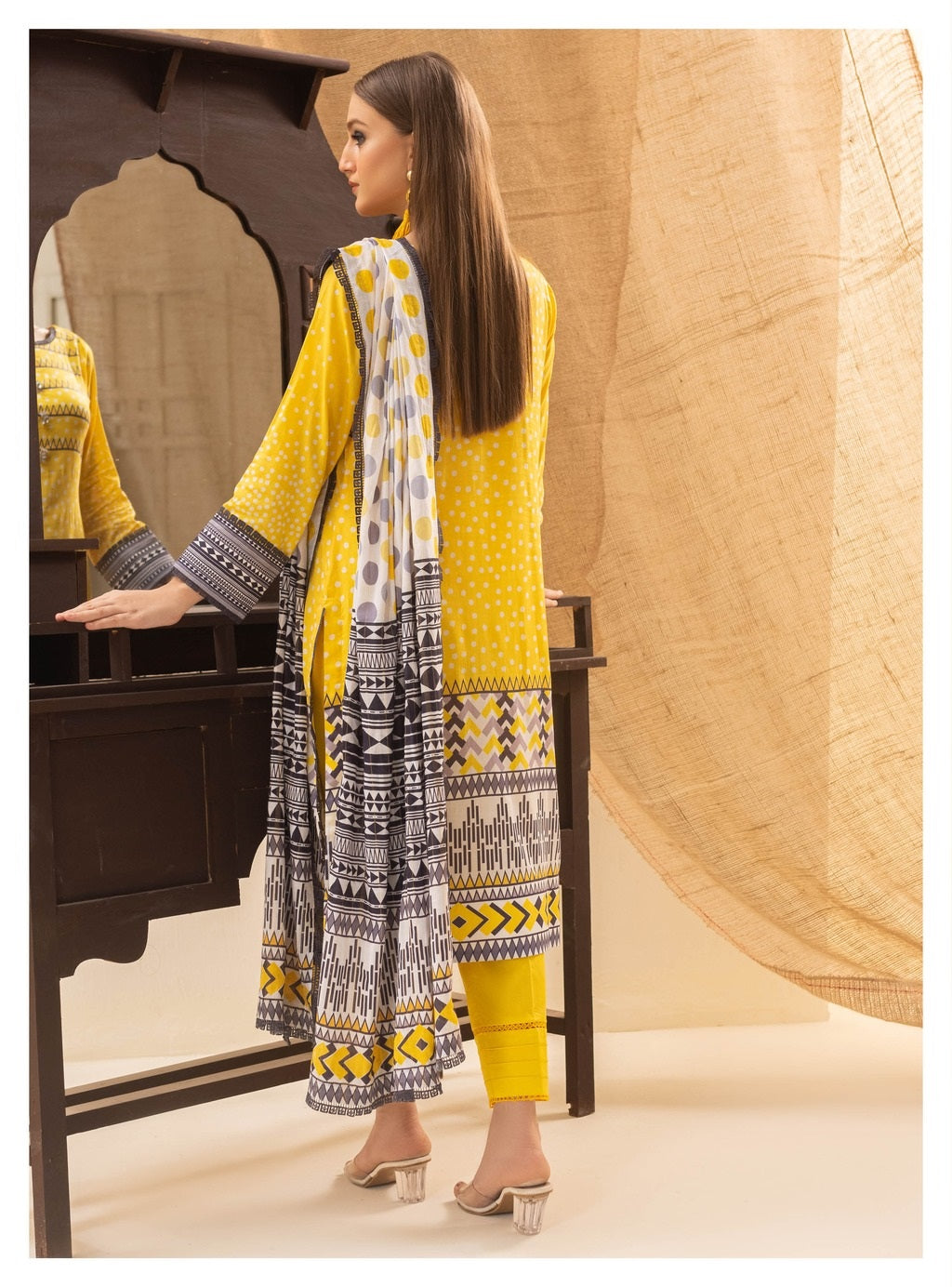 Colors by Al Zohaib Printed Lawn Suits Unstitched 3 Piece CSD-23-03A - Summer Collection