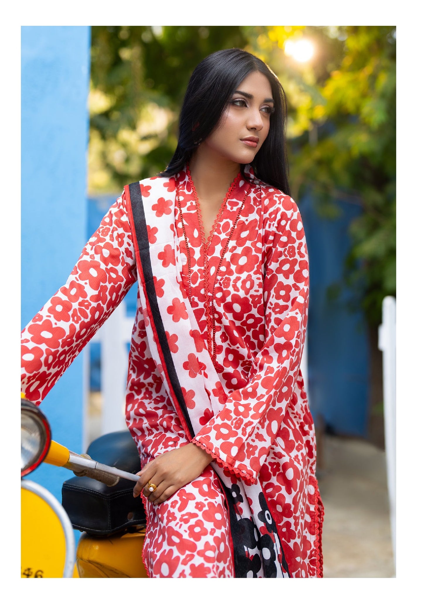 Salina by Regalia Textile Printed Lawn 3 Piece Unstitched Dress - RSPL-03 Summer Collection