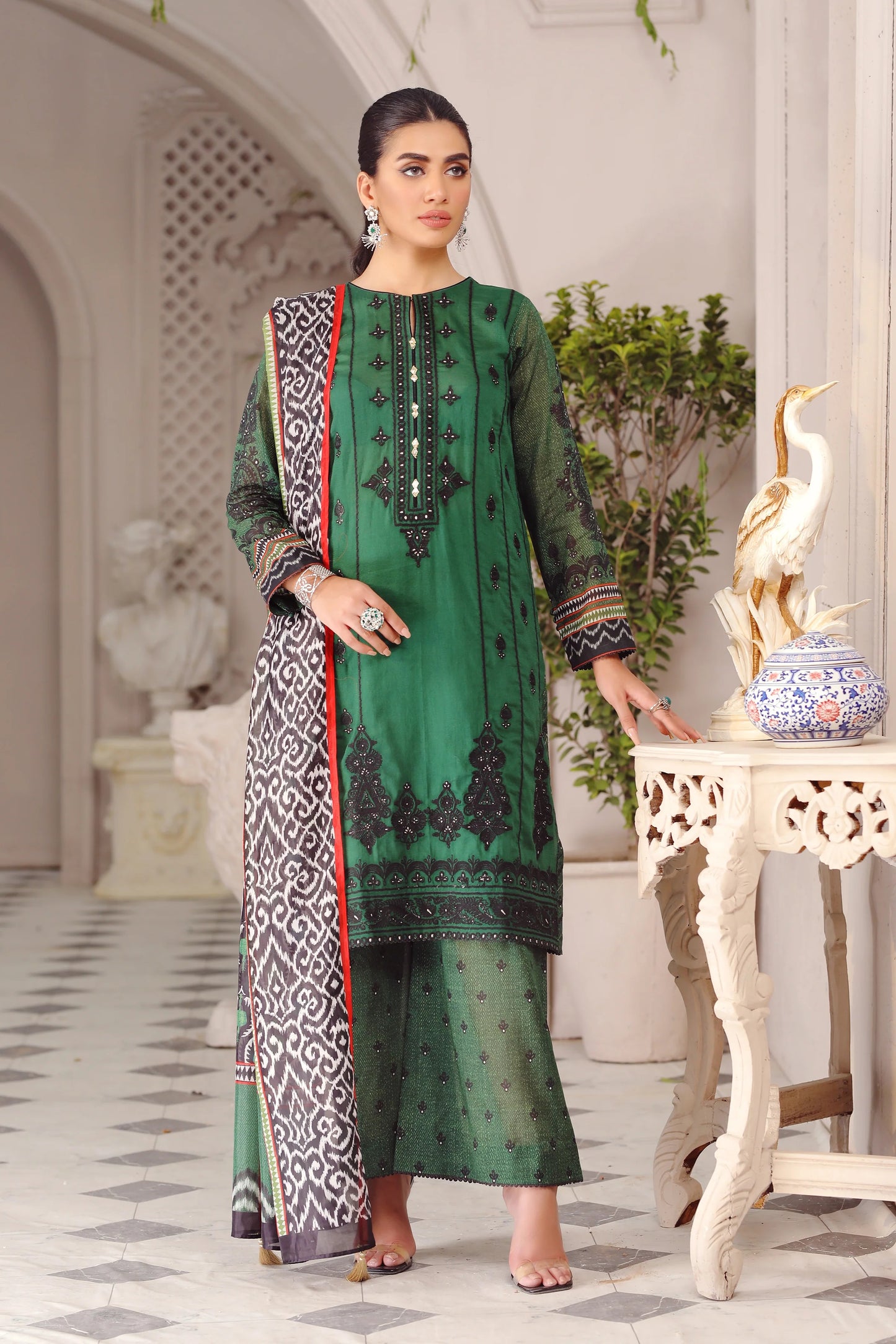 LSM Embroidered Lawn Suits Unstitched 3 Piece LSM SG-5022 - Summer Collection