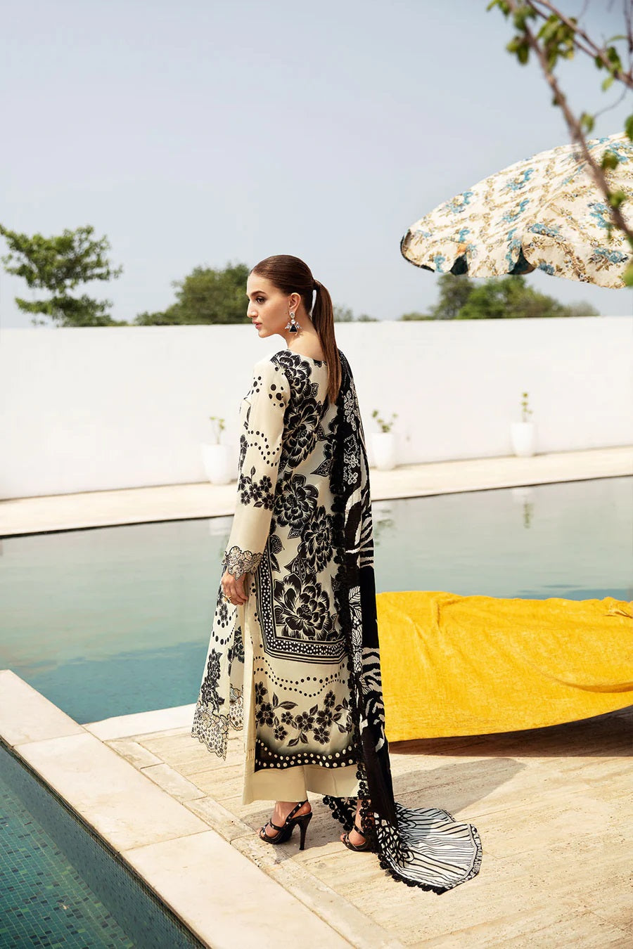 Rangrez by Ramsha Embroidered Lawn 3 piece Unstitched Dress - N602