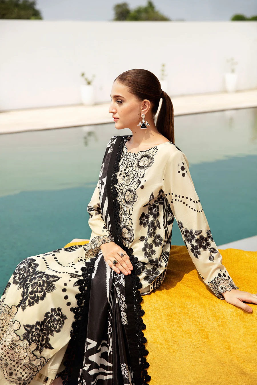Rangrez by Ramsha Embroidered Lawn 3 piece Unstitched Dress - N602