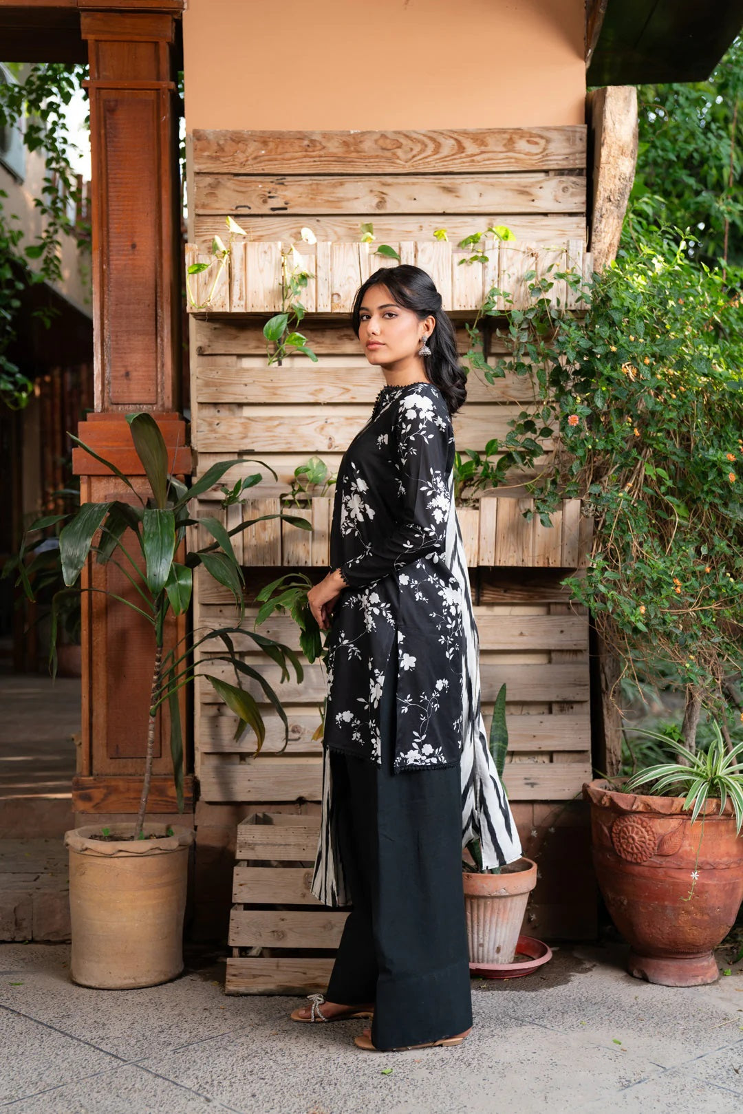 Beena by Beyond Printed Lawn 3 Piece Unstitched Dress - WUE154544