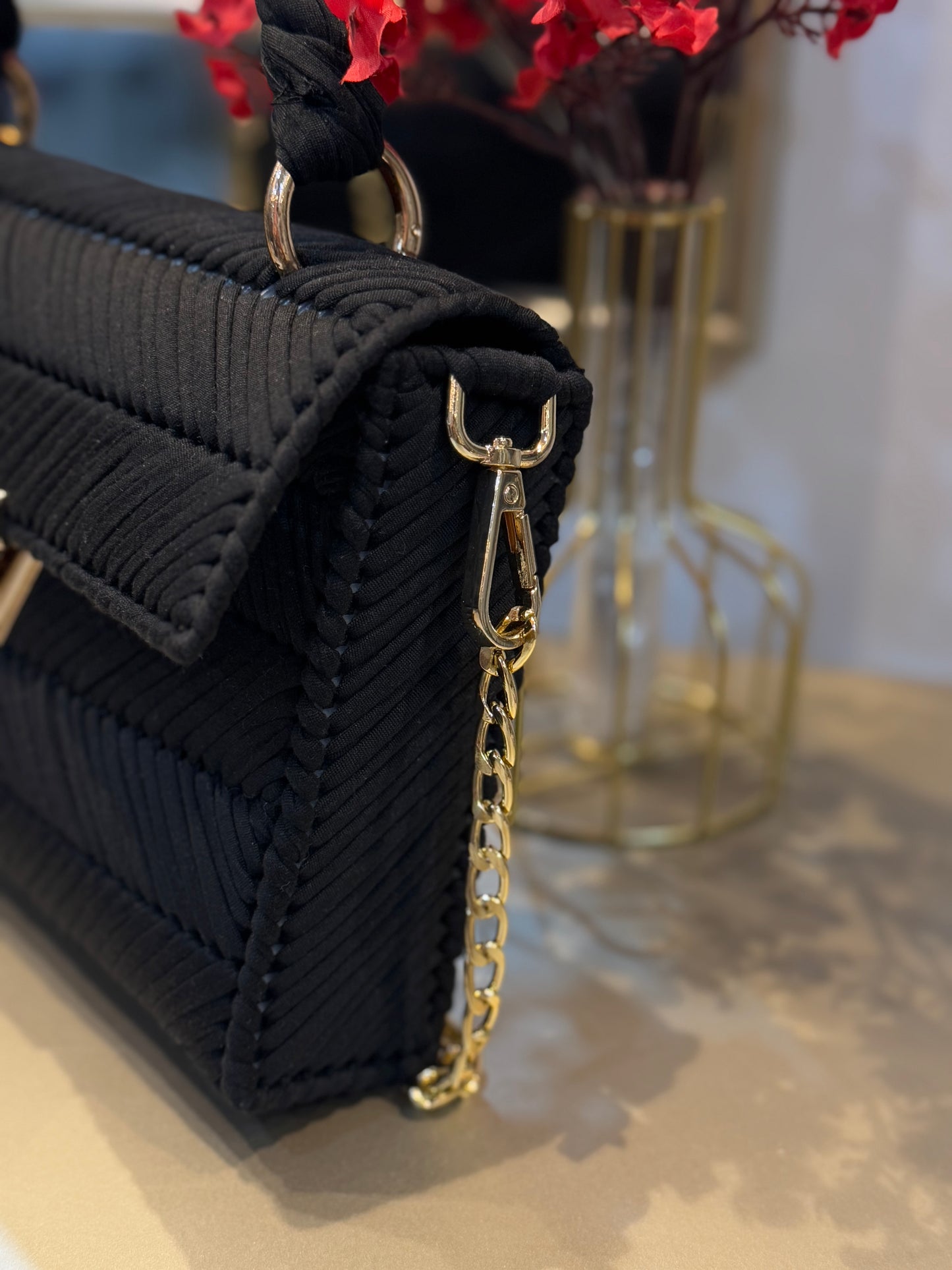 Crocheted T-Shirt Yarn Hand Bag - Black