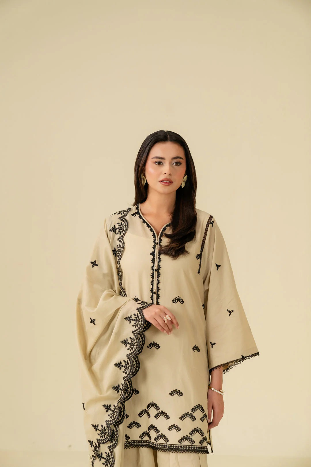 Beena by Beyond Embroidered Lawn 3 Piece Unstitched Dress - WUE-154527
