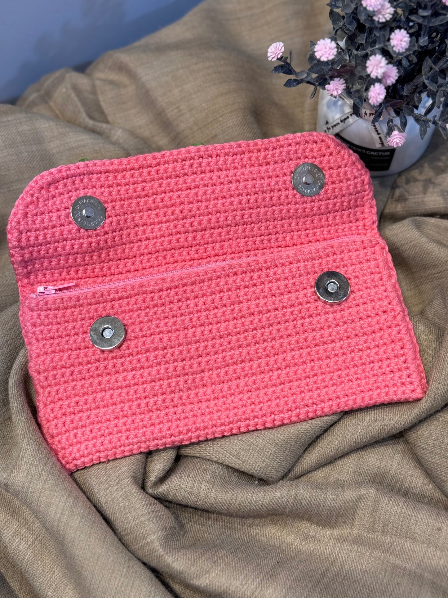 Crocheted Tulip Wallet