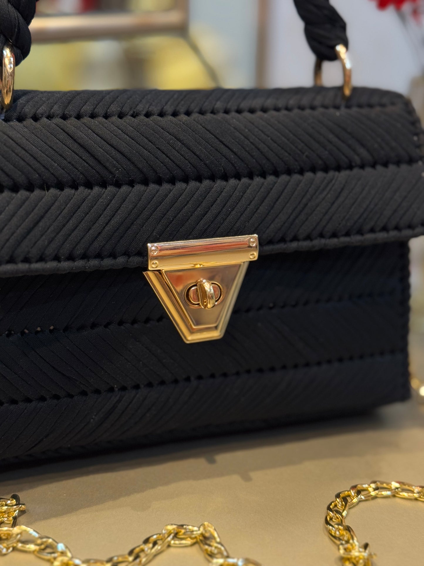 Crocheted T-Shirt Yarn Hand Bag - Black