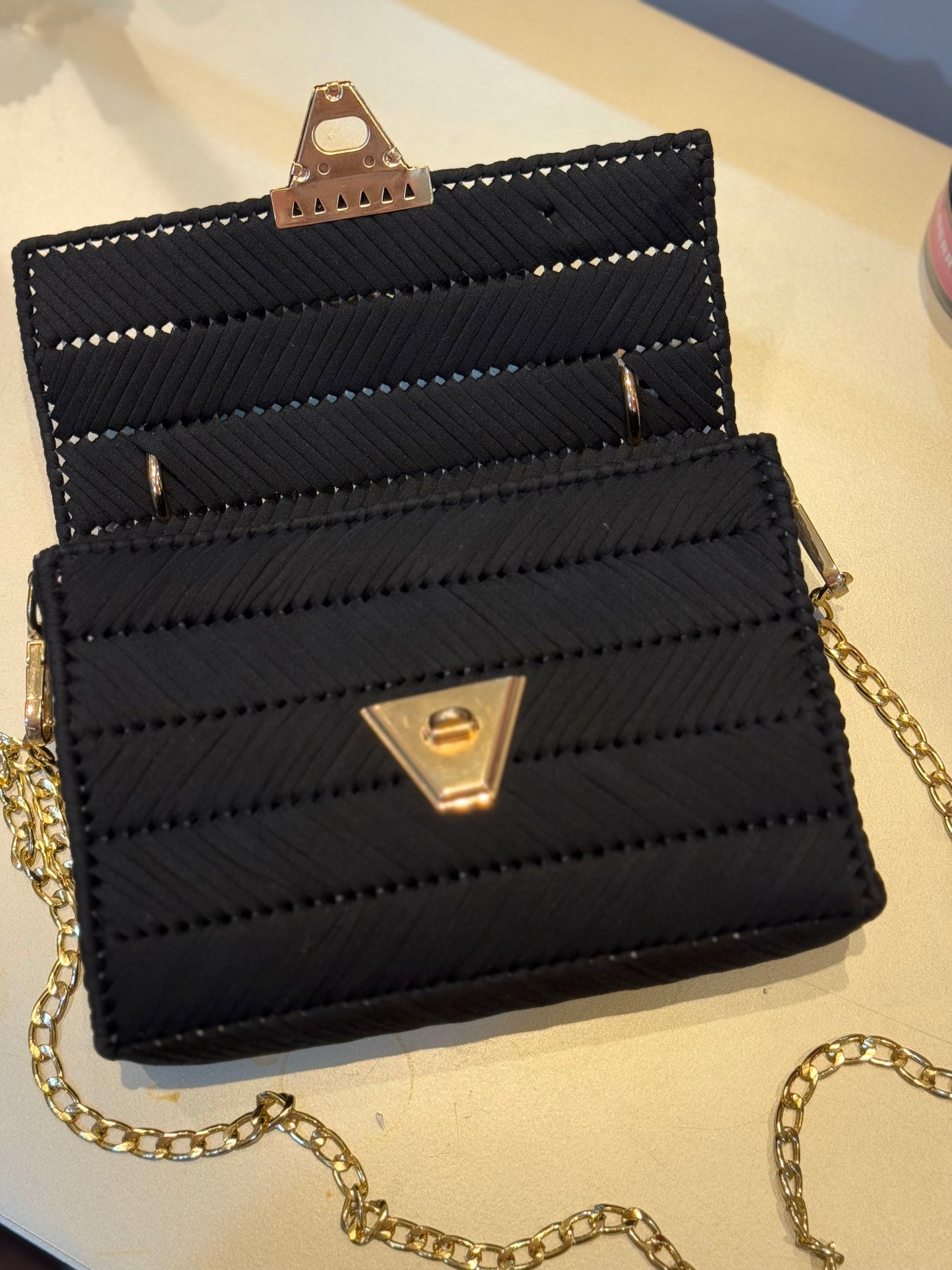 Crocheted T-Shirt Yarn Hand Bag - Black