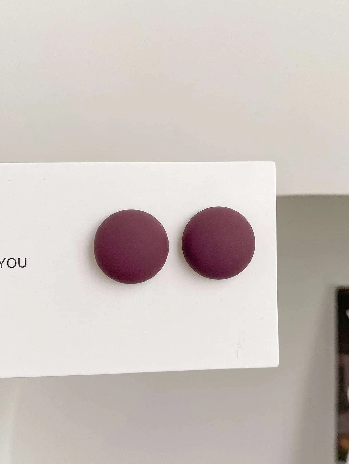 Round Stylish Stud Earrings - HDJ-130