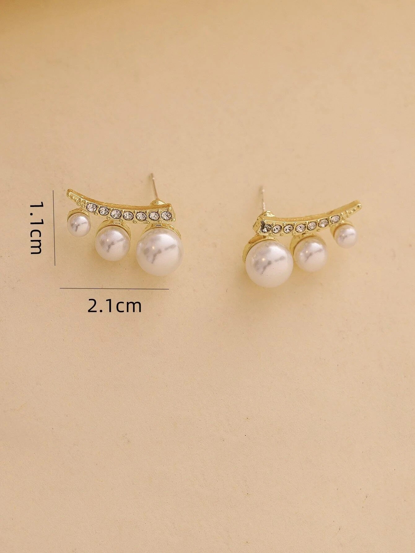 Zircon & Faux Pearl Decor Earrings - HDJ 168