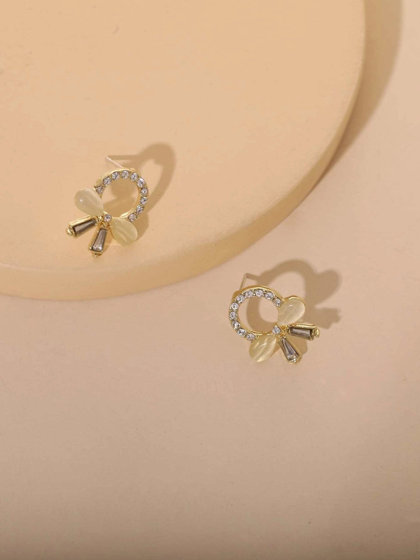 Rhinestone & Bow Design Stud Earrings - HDJ 196