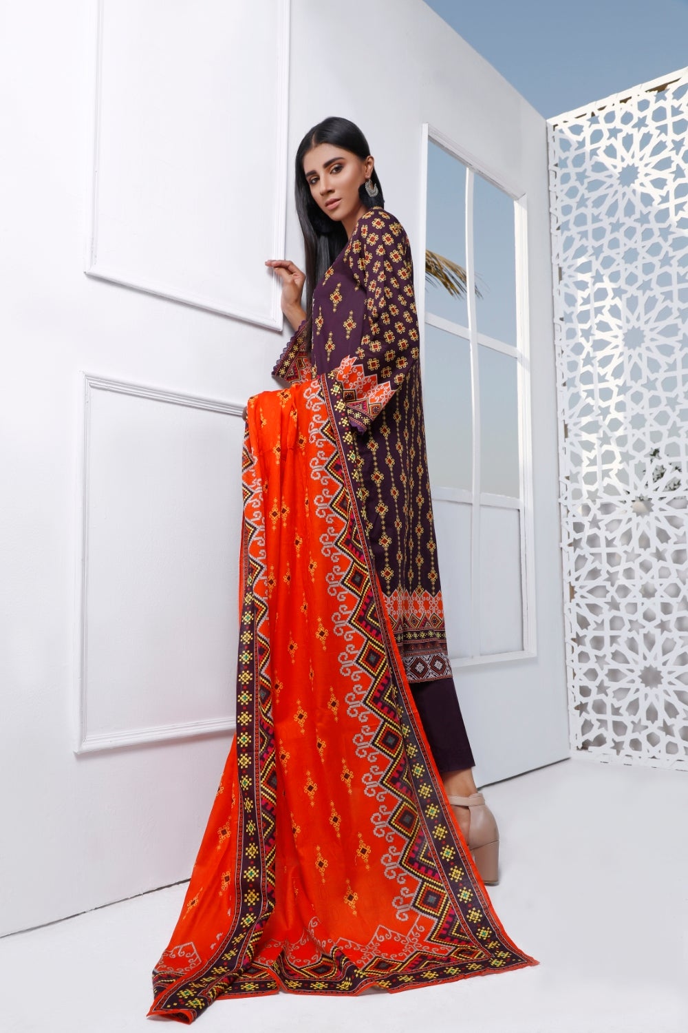 Ittehad Crystal Printed Lawn Unstitched 3 Piece Suit - LF-CL-21124 A- Summer Collection