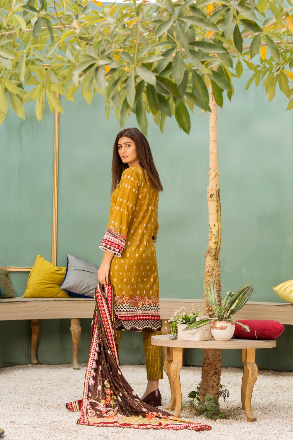 Ittehad Crystal Printed Lawn Unstitched 3 Piece Suit - LF-CL-21126 A- Summer Collection