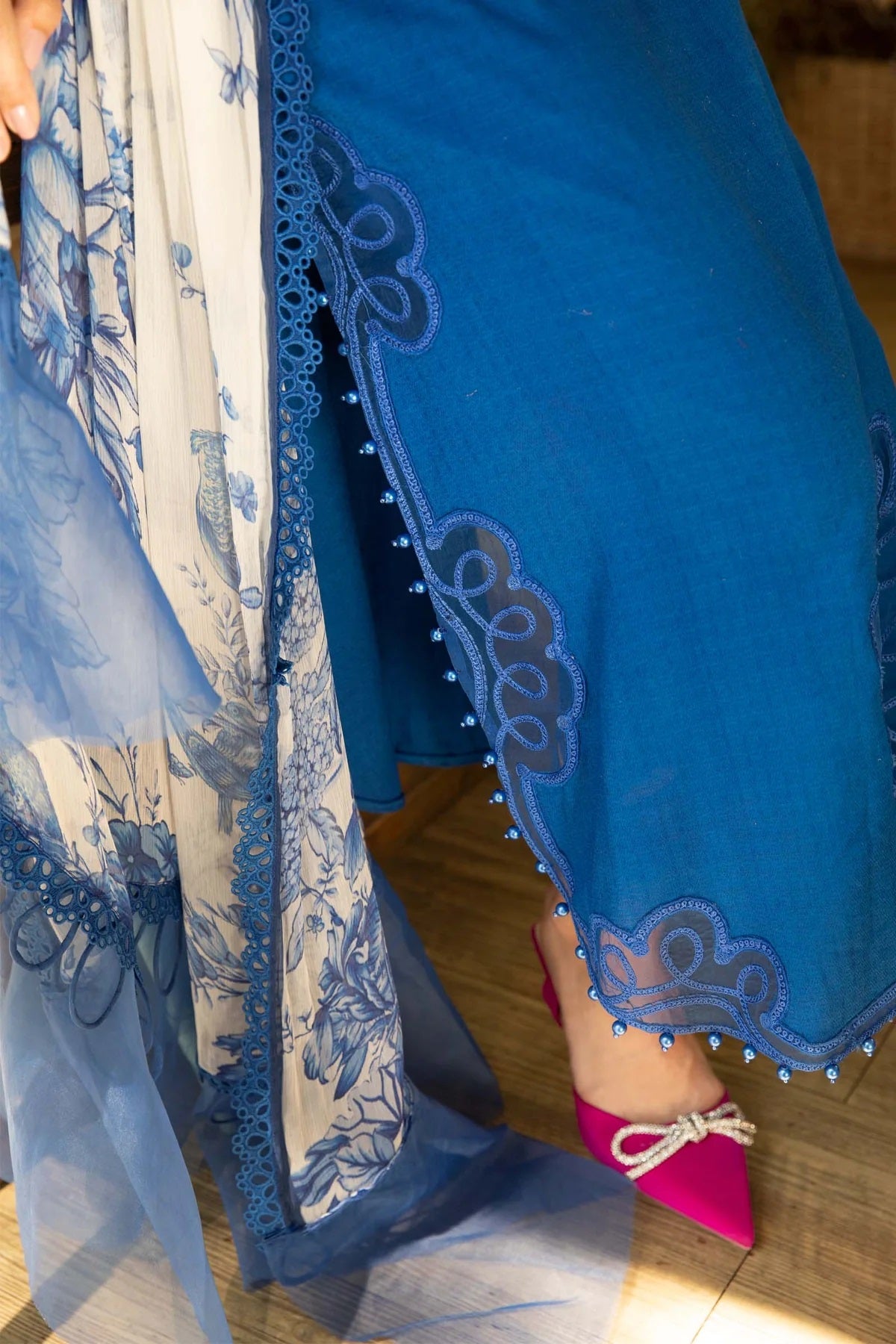 M.Prints By Maria B Embroidered Lawn Suits Unstitched 3 Piece MPT-1704-B