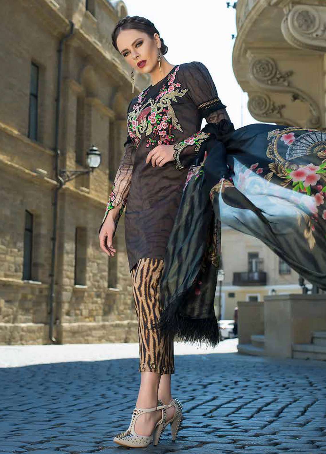 Tabassum Mughal Embroidered Festive Lawn Unstitched 3 Piece Suit - TM 5a