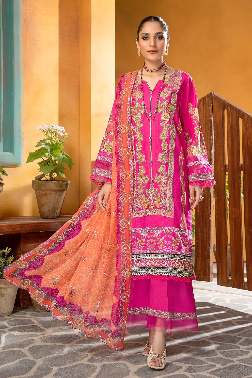 Jahanara Embroidered Lawn Suits Unstitched 3 Piece J16-07 Fuchsia