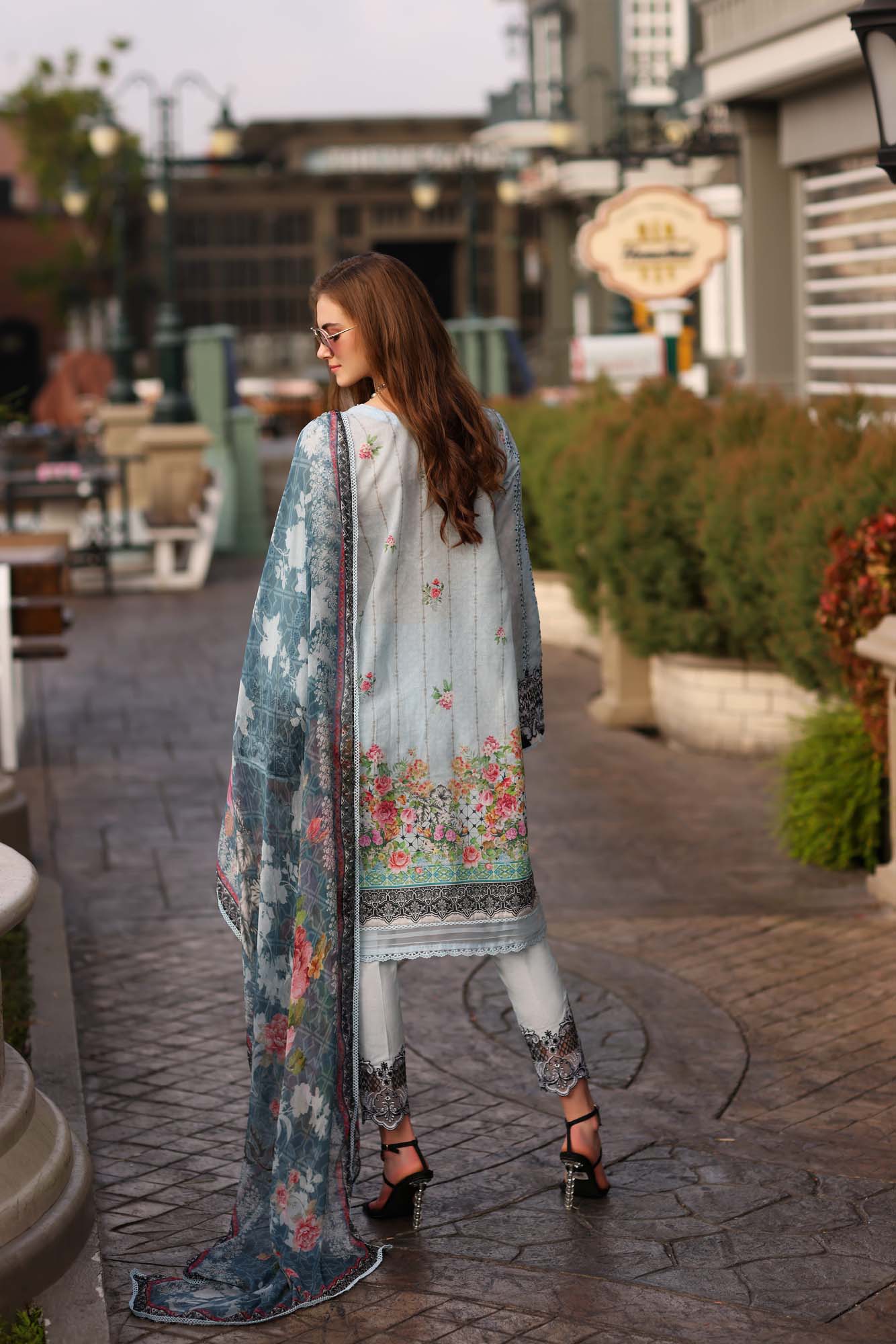 Noor by Saadia Asad Embroidered Lawn Suits Unstitched 3 Piece D-7B