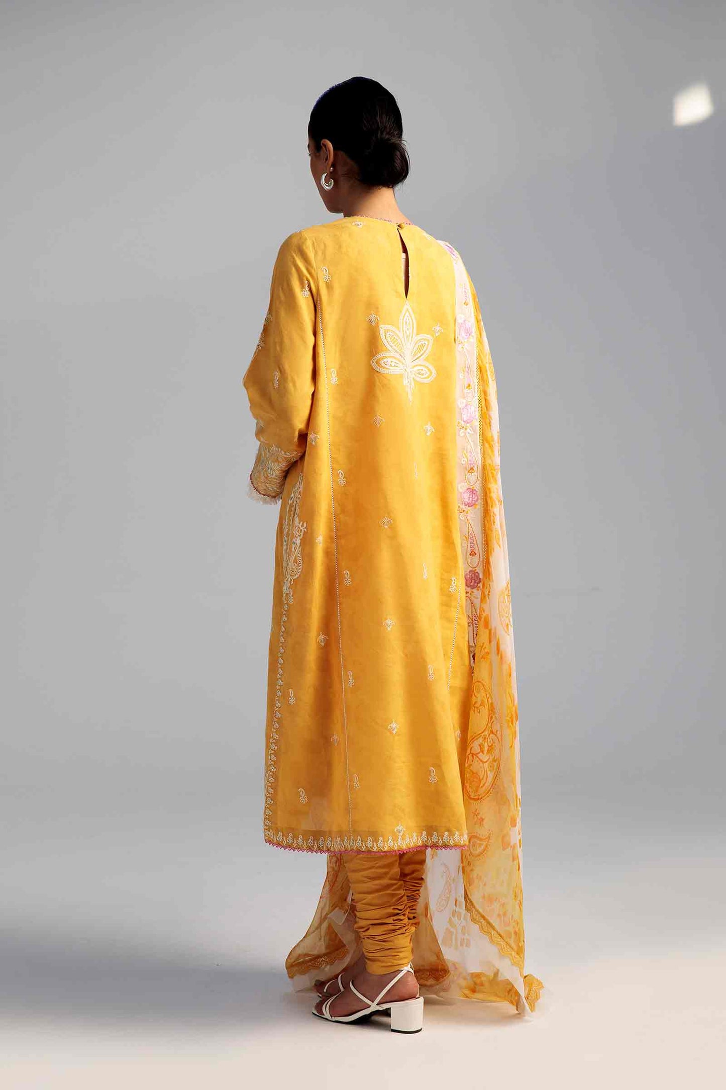 Coco by Zara Shahjahan Embroidered Lawn Suits Unstitched 3 Piece Z23-9a