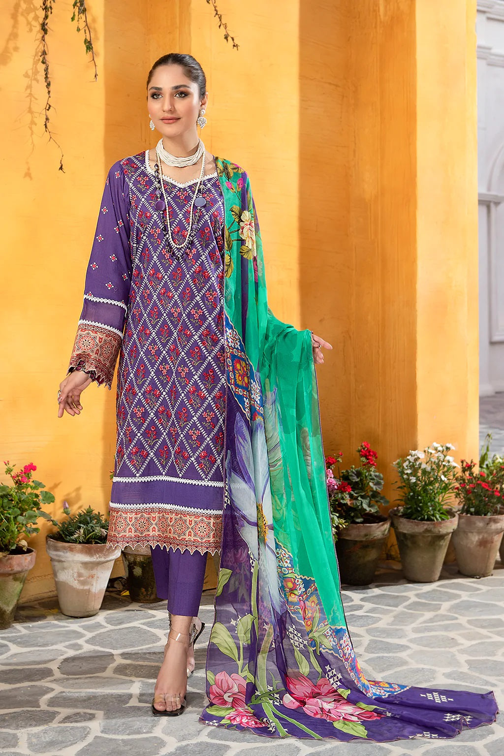 Jahanara Embroidered Lawn Suits Unstitched 3 Piece J16-09 Indigo