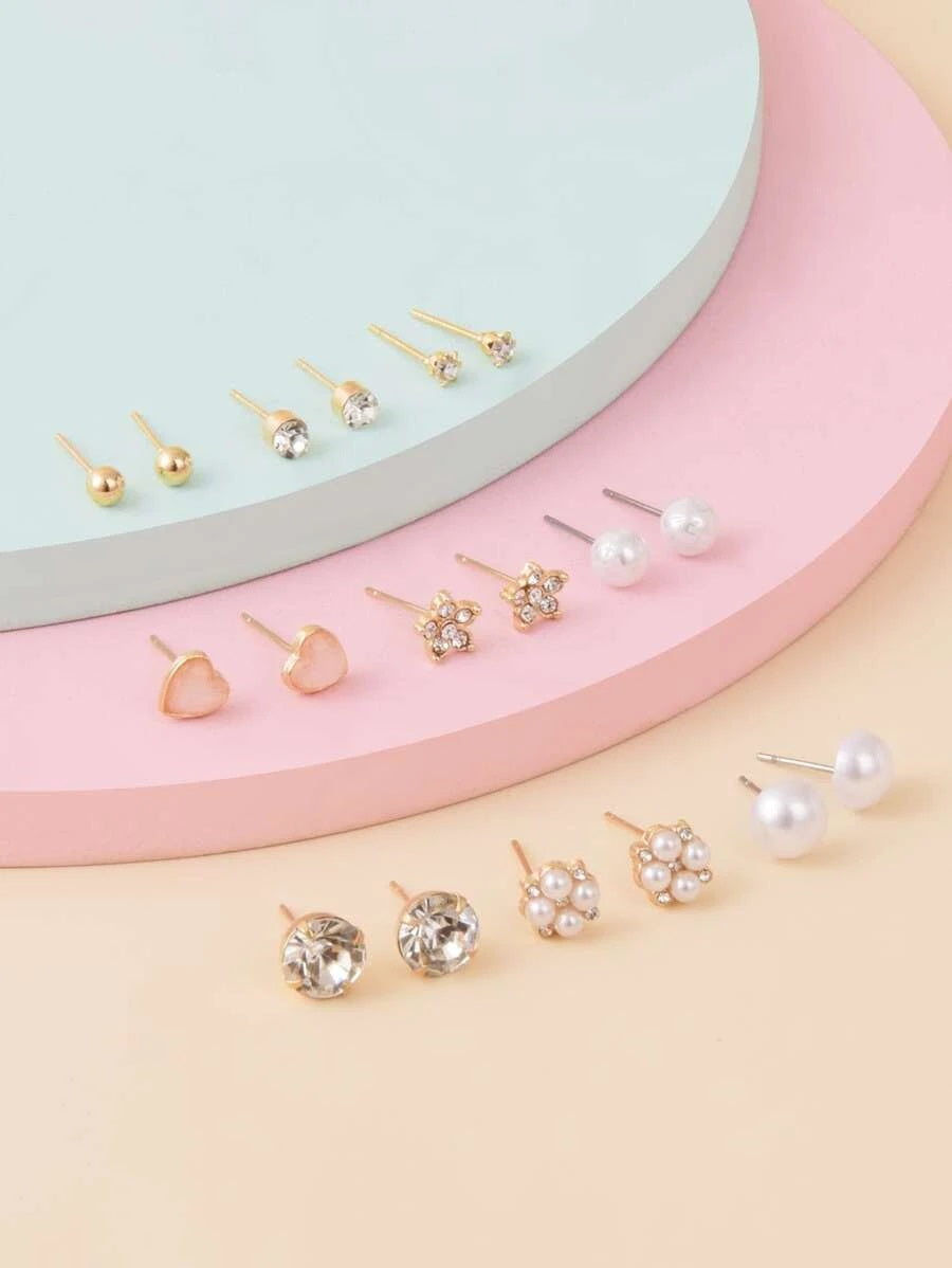 Faux Pearl & Rhinestone Stud Earrings - HDJ 038