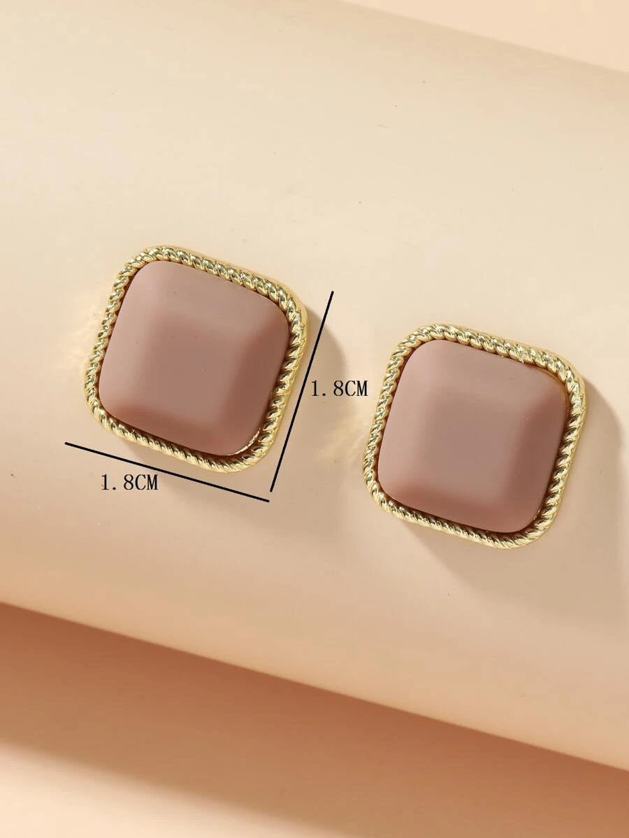Geometric Stylish Stud Earrings - HDJ 082