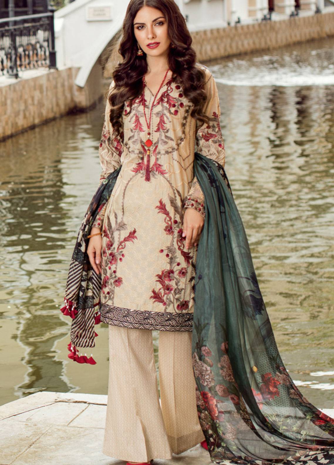 Iznik Premium Embroidered Lawn Unstitched 3 Piece Suit - 03 Summer Day