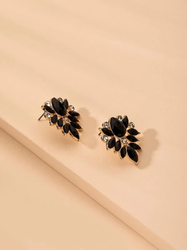 Stylish Stud Earrings - HDJ 011
