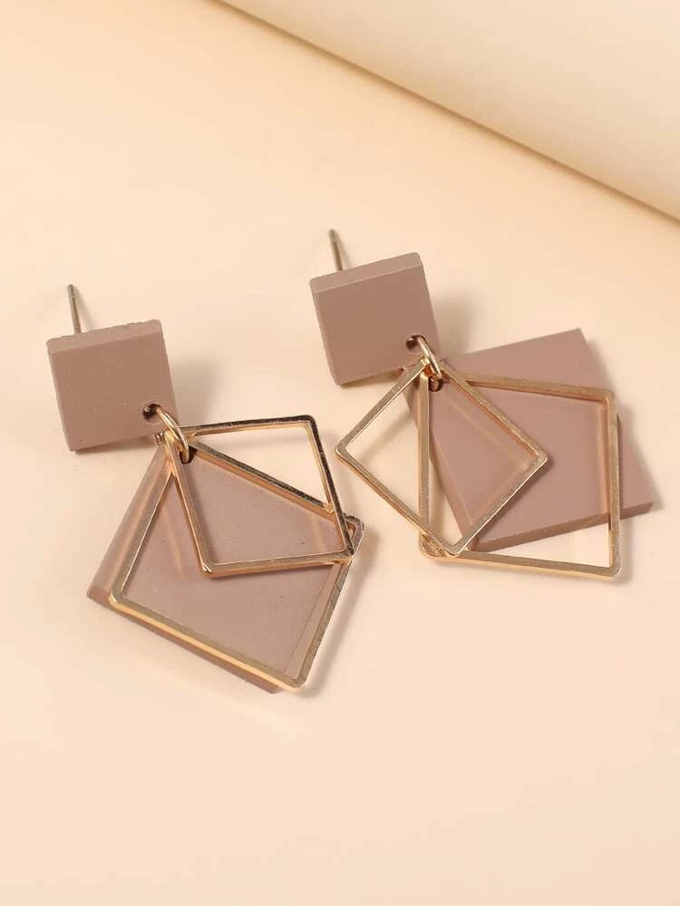 Geometric Design Earrings - HDJ 001