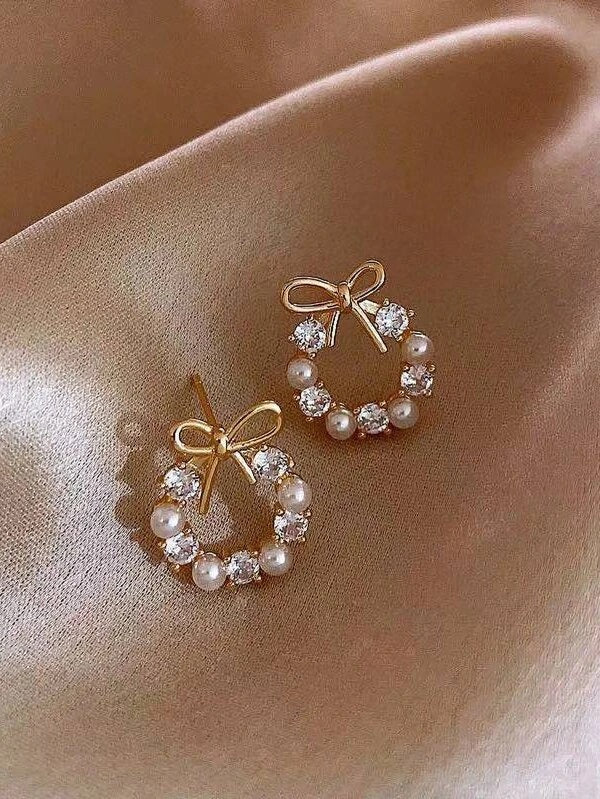 Bow Style Round Stud Earrings - HDJ 024