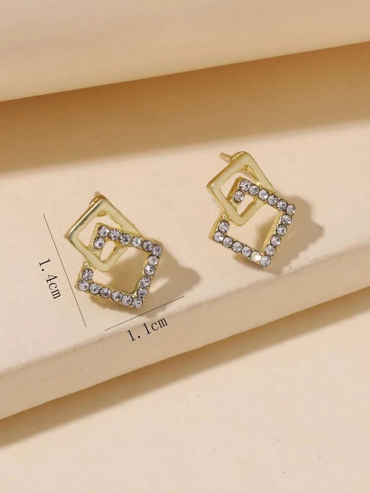 Geometric Decor Earrings - HDJ 002