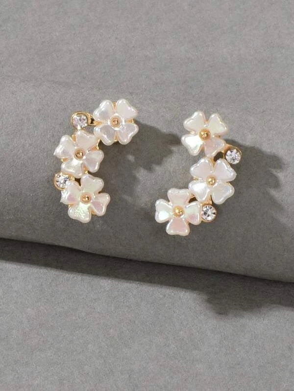 Rhinestone & Flower Style Stud Earrings - HDJ 042