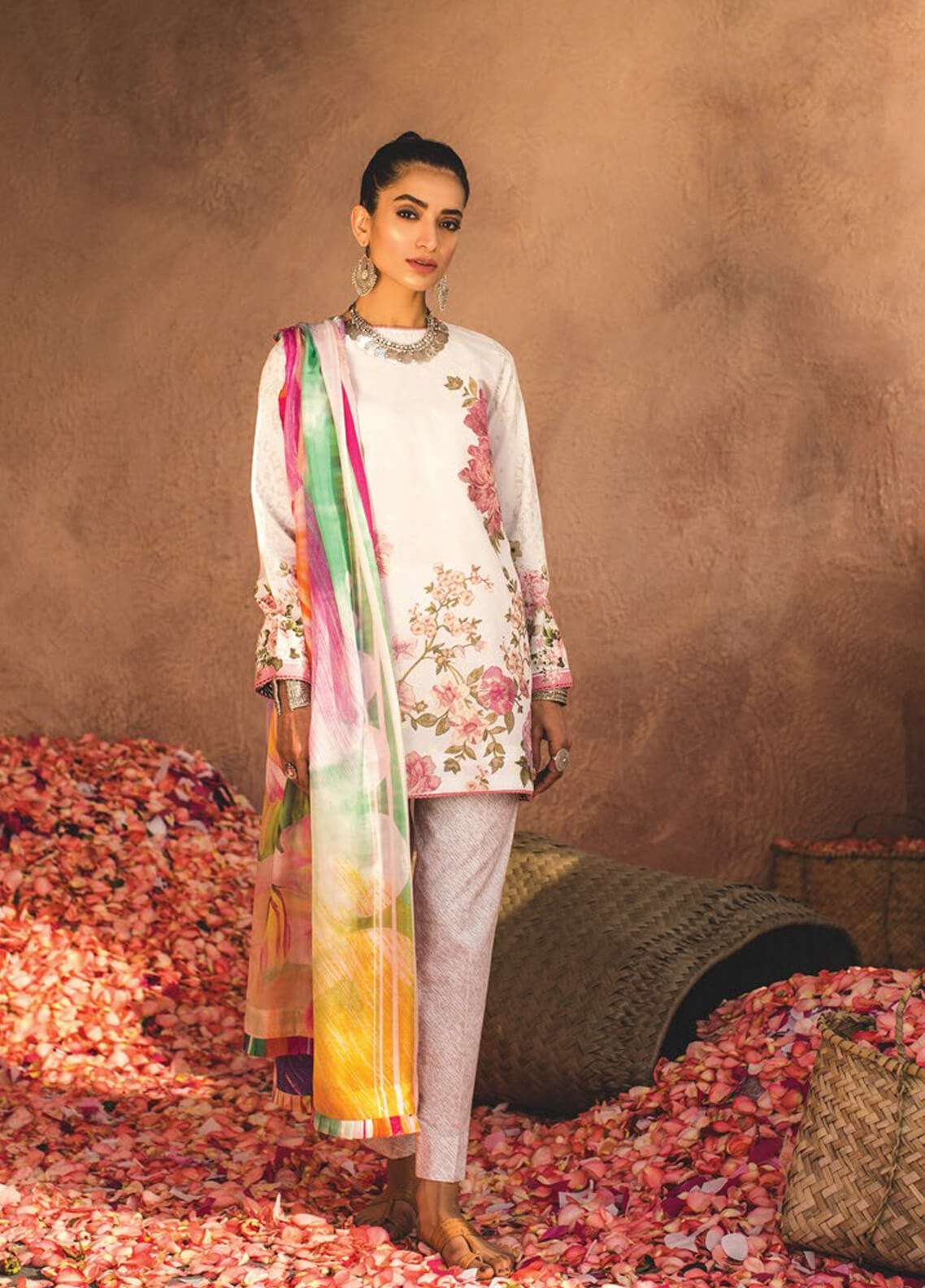 Zara Shahjahan Luxury Embroidered Lawn Unstitched 3 Piece Suit - SHAAM B