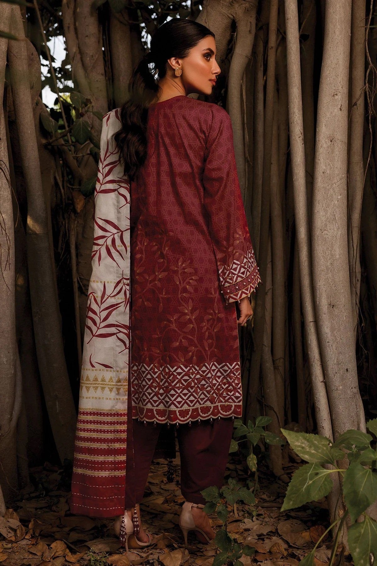 Al Karam Embroidered Lawn Suits Unstitched 3 Piece SS3 SS-7.1-22-3-Red - Spring-Summer Collection