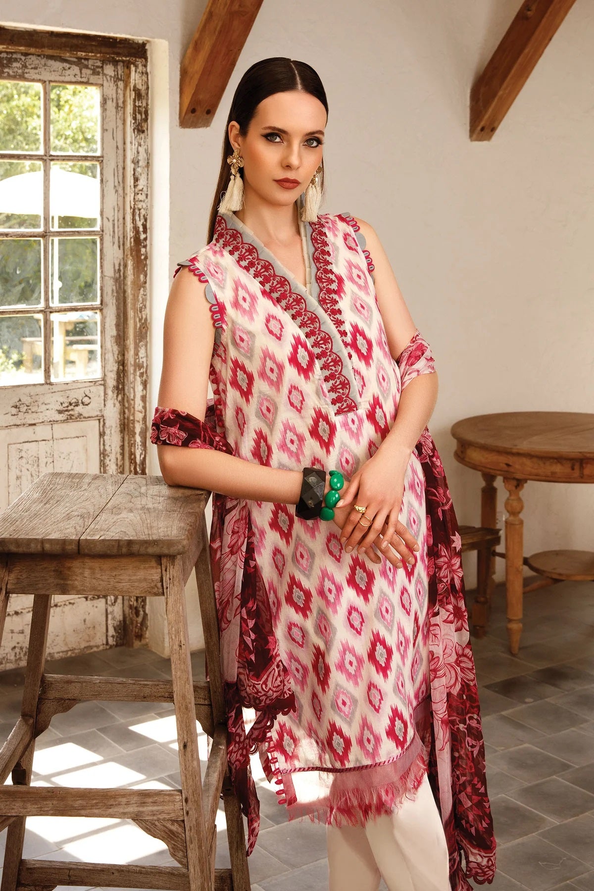 M Basics By Maria B Embroidered Lawn Suits Unstitched 3 Piece MB-US23 111-B
