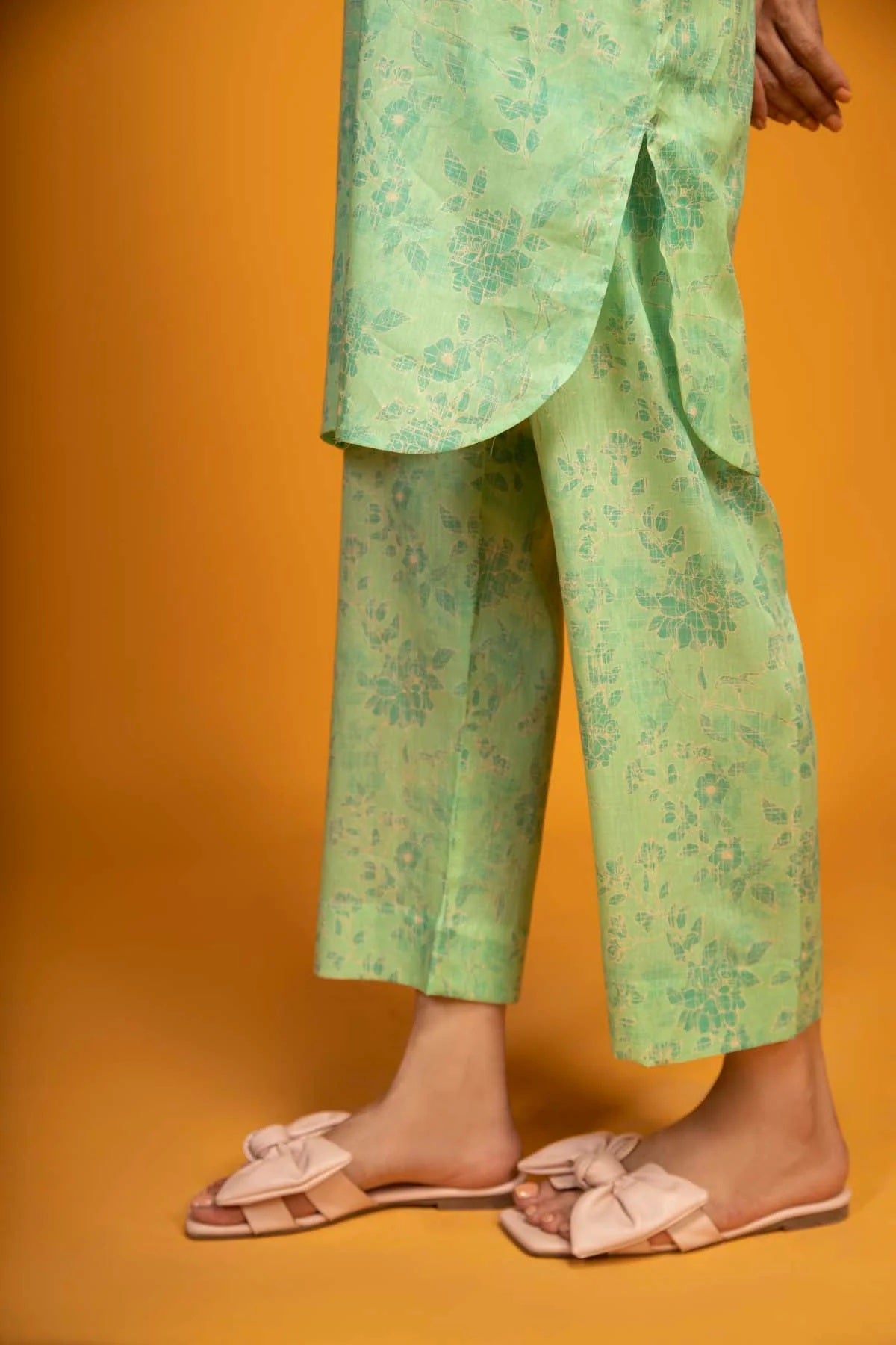 Sahar Digital Printed Lawn 2 piece Shirt & Trouser - SSL-V3-12