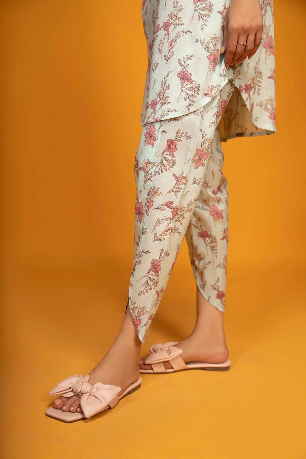 Sahar Digital Printed Lawn 2 piece Shirt & Trouser - SSL-V3-14