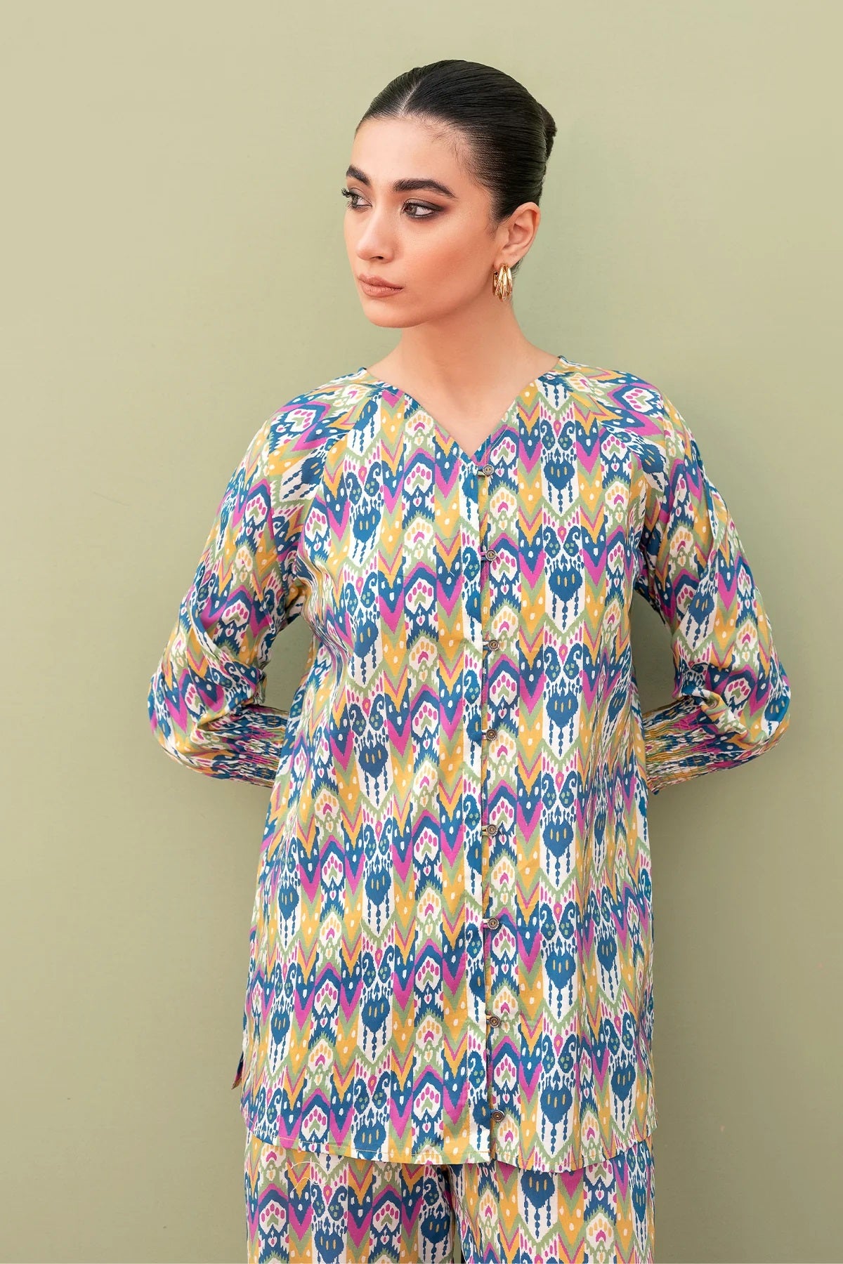 Sahar Digital Printed Lawn 2 piece Shirt & Trouser - SSL-V3-18