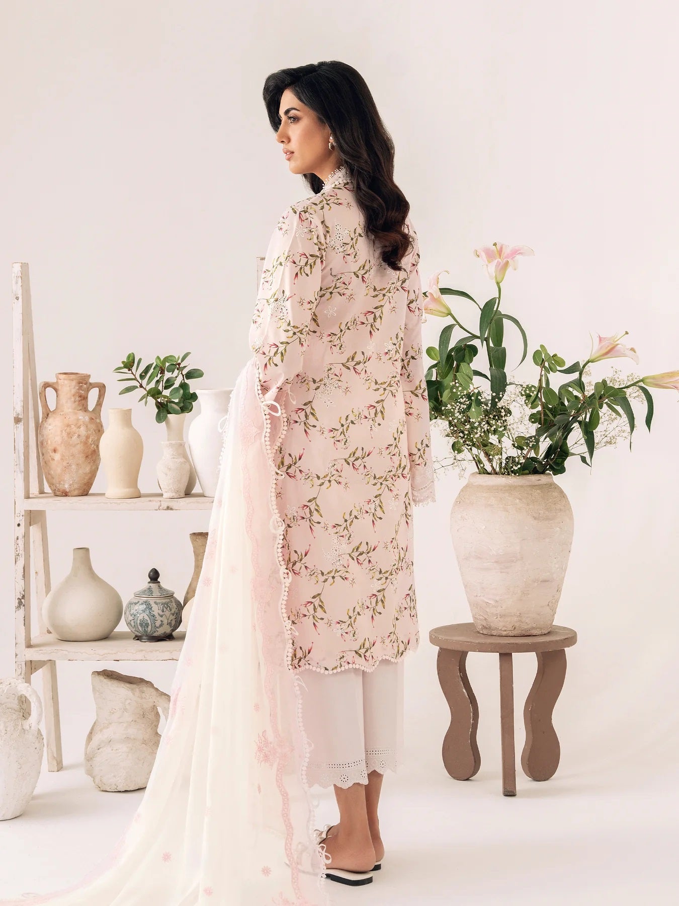 Sable Vogue Embroidered Lawn Suits Unstitched 3 Piece - SAL-02-23-V1
