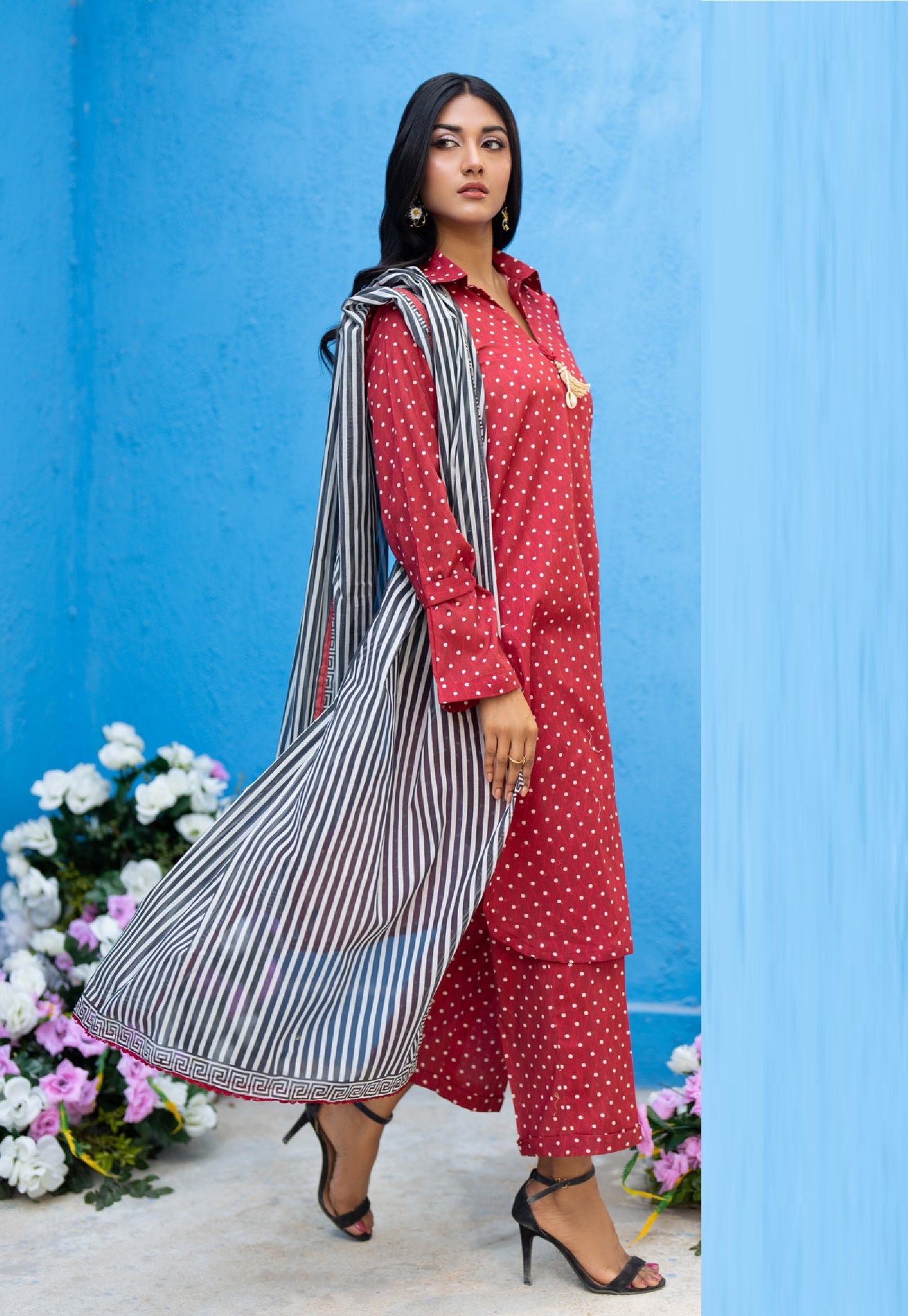Salina by Regalia Textile Printed Lawn 3 Piece Unstitched Dress - RSPL-02 Summer Collection