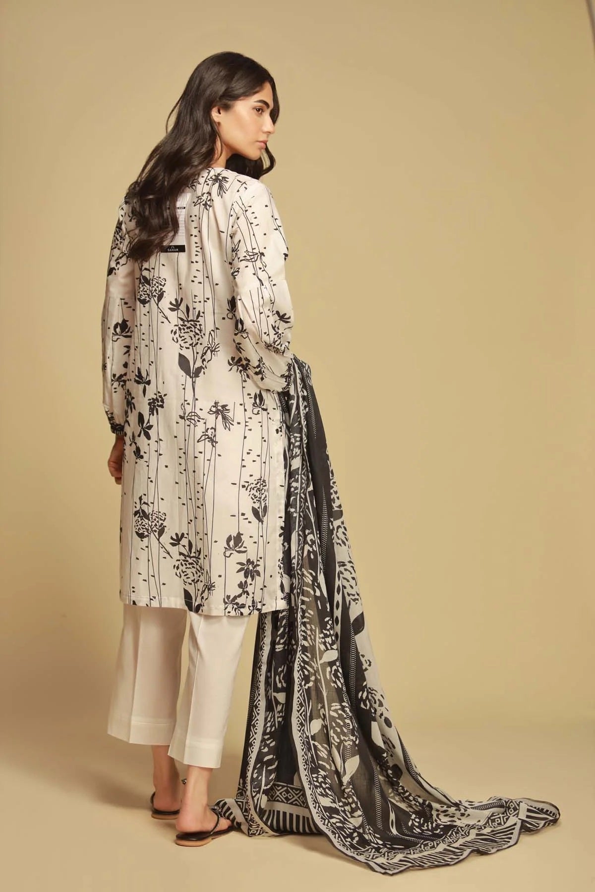 Sahar Printed Lawn Suits Unstitched 3 Piece SBW-23-02 - Summer Collection