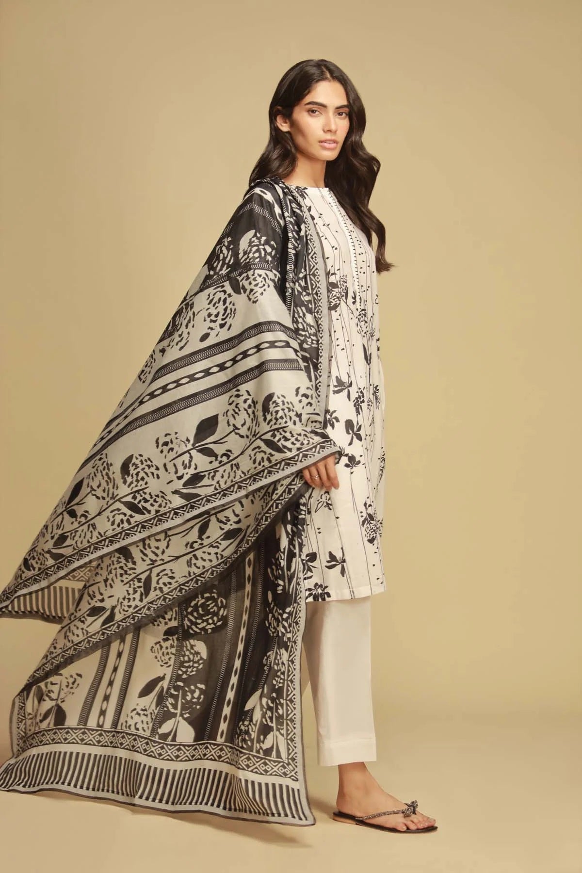 Sahar Printed Lawn Suits Unstitched 3 Piece SBW-23-02 - Summer Collection