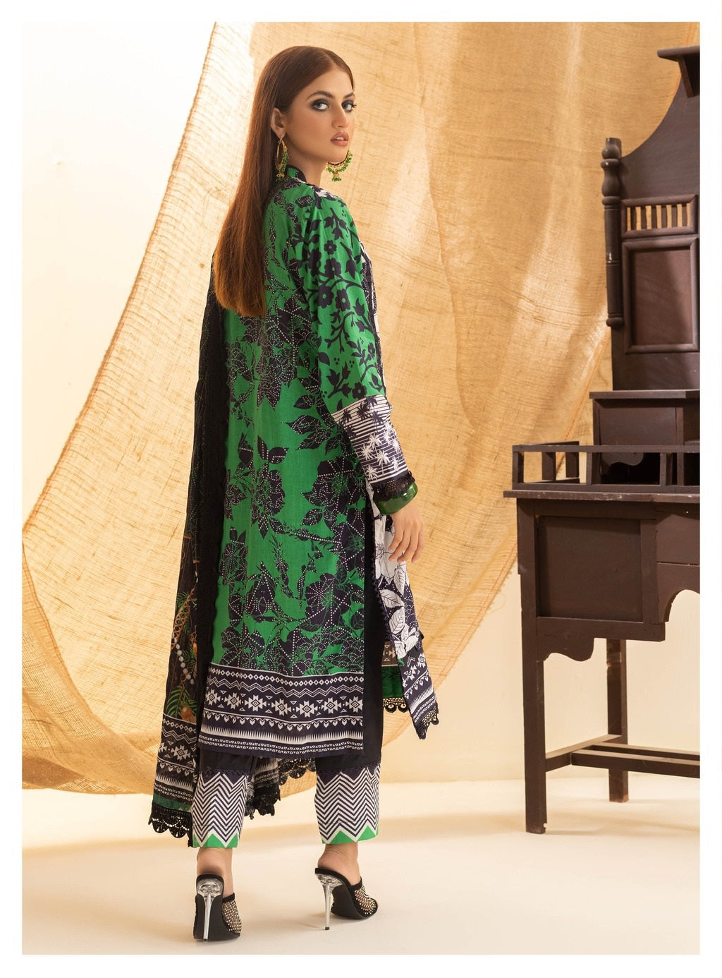 Colors by Al Zohaib Printed Lawn Suits Unstitched 3 Piece CSD-23-02B - Summer Collection