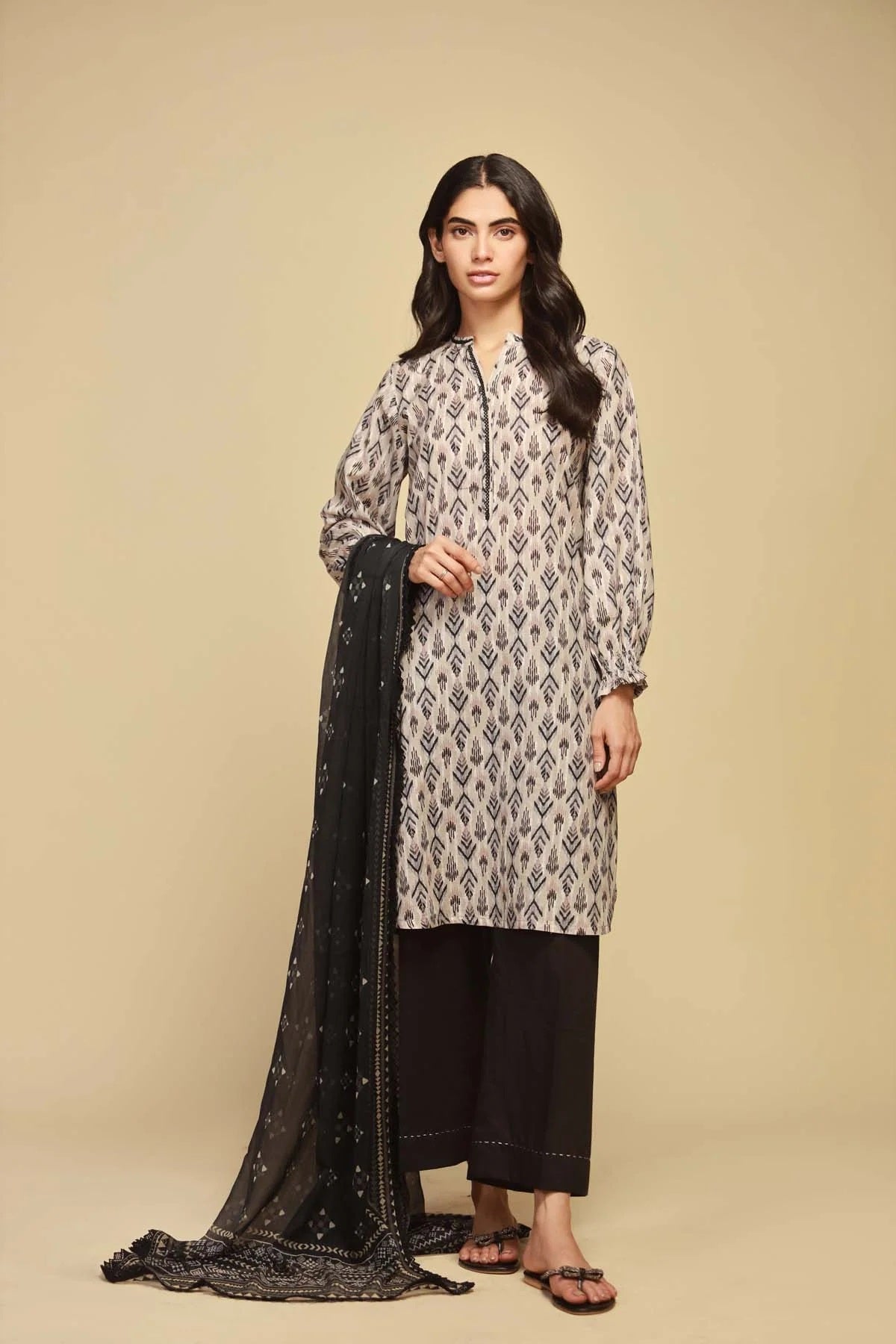 Sahar Printed Lawn Suits Unstitched 3 Piece SBW-23-03 - Summer Collection