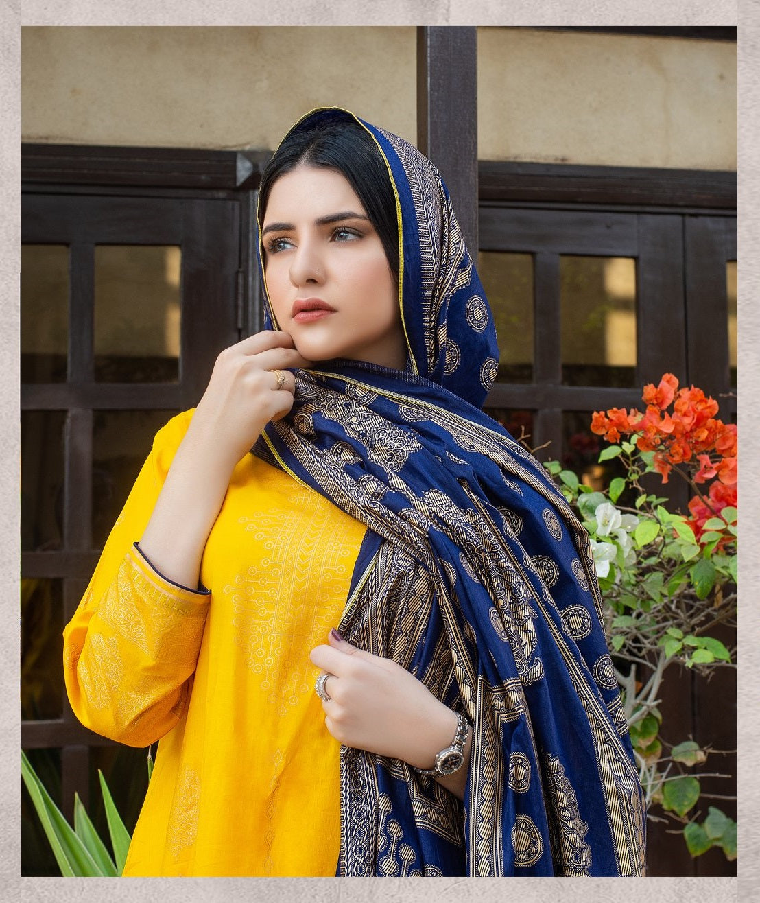 Banarsi Banarsi Lawn 3 piece Unstitched Dress - 3B