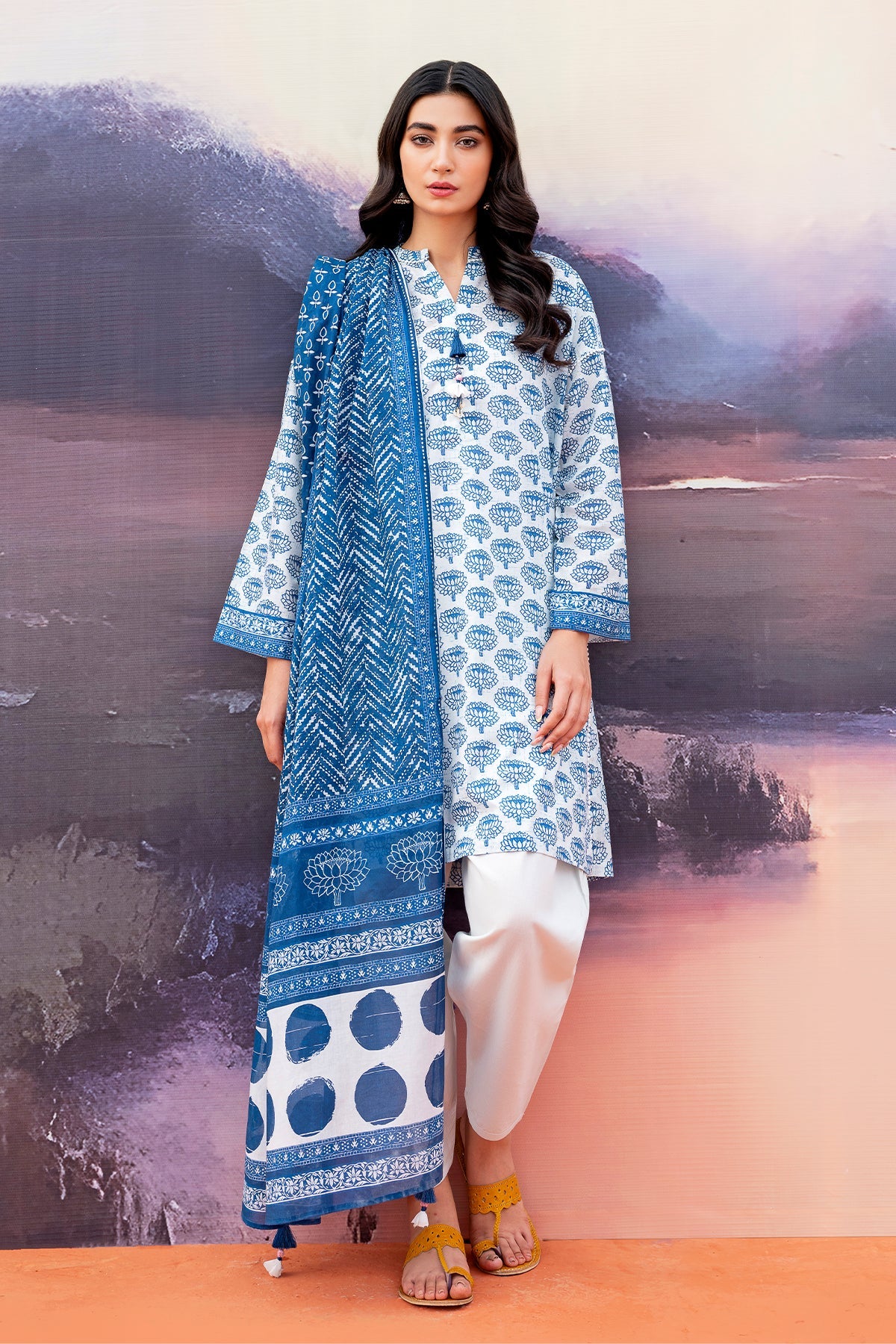 Sahar Digital Printed Lawn 3 piece Unstitched Suit - SSL-V3-23-04