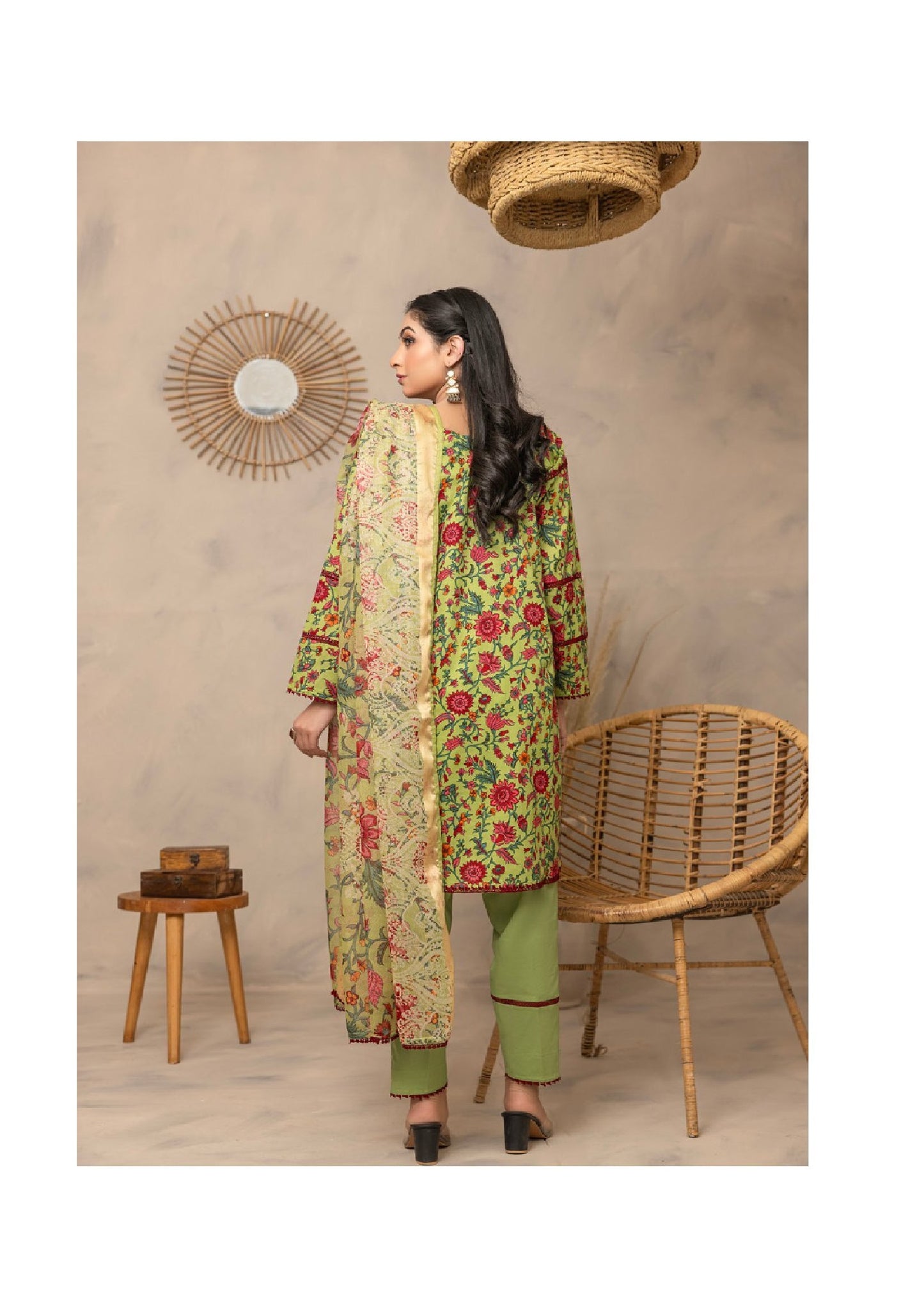 Salina Platinum By Regalia Textiles Printed Lawn Suits Unstitched 3 Piece - SM-04 - Summer Collection